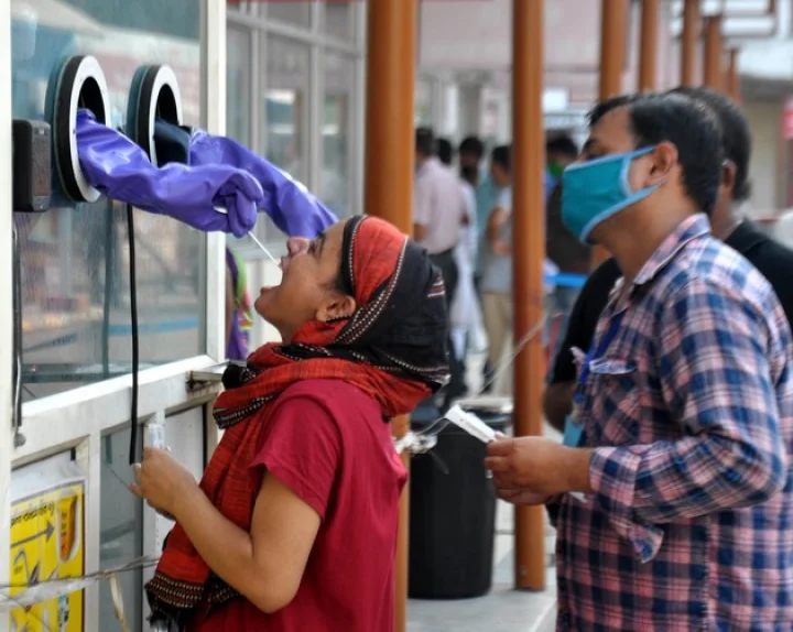 5 passengers tested positive
