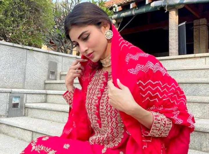 Mouni Roy