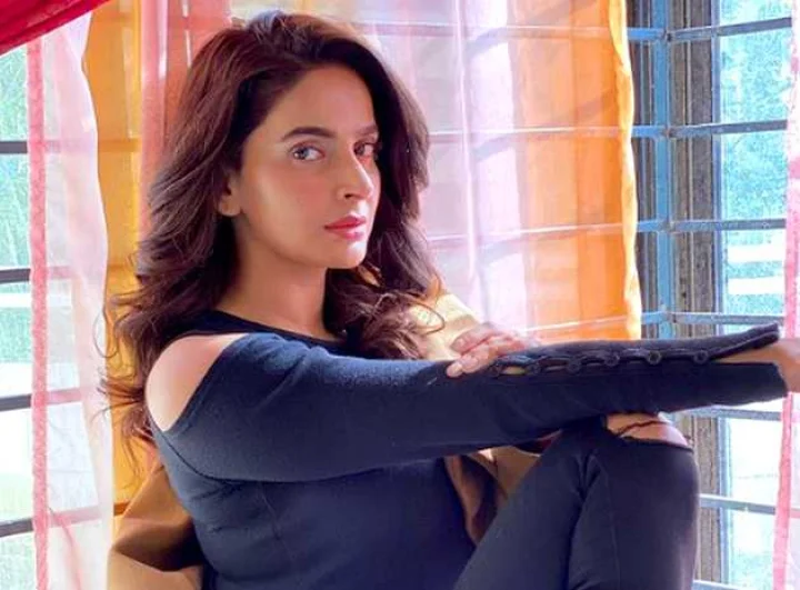 Hindi Medium
