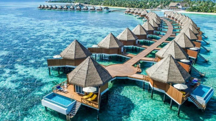 Maldives, Vaccine, tourist
