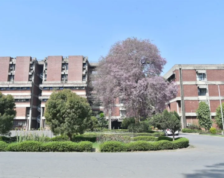 IIT Kanpur