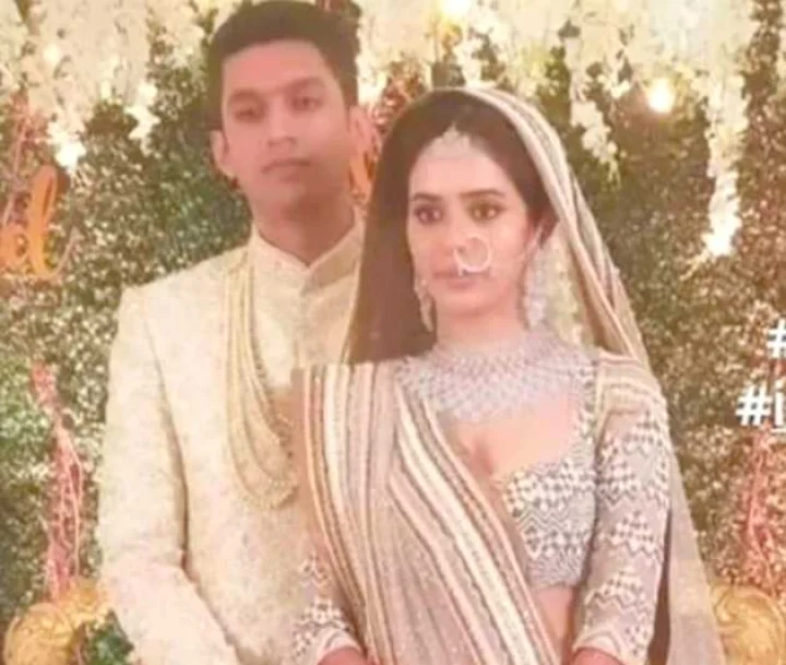 सना सैय्यद ने बॉयफ्रेंड ईमाद शम्सी संग किया निकाह, वायरल हो रही वेडिंग तस्वीरें