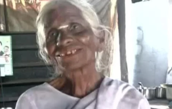 Idli, old woman