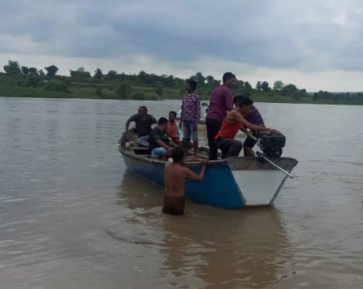 Boat submerged in Madhya Pradesh