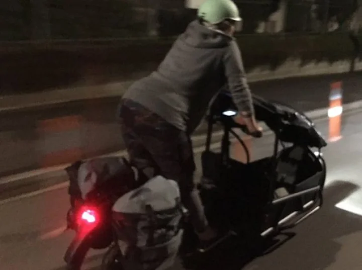 लेबर पेन हुआ तो अकेले ही साइकिल उठाई और पहुंच गई अस्‍पताल, ऐसी हैं न्‍यूजीलैंड की ये सांसद