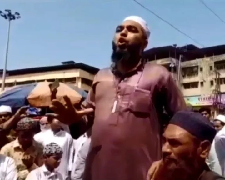 मतीन शेख का भड़काऊ बयान