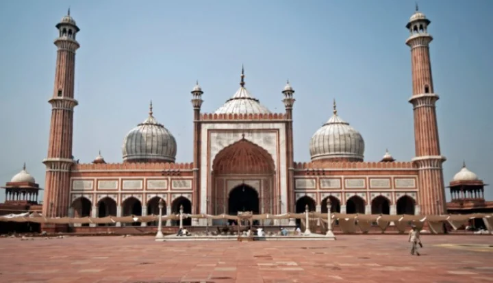 Sambhal Masjid controversy