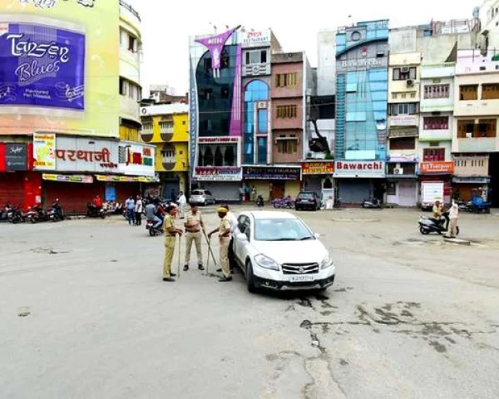 उदयपुर में कर्फ्यू में ढील
