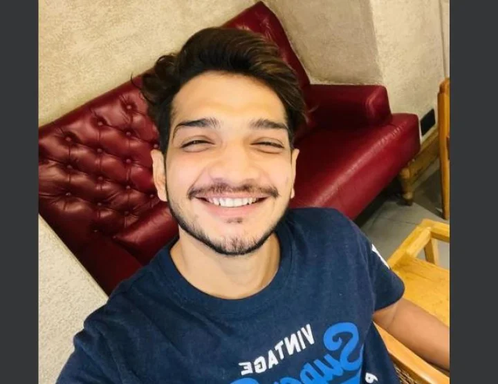 munavvar farukhi