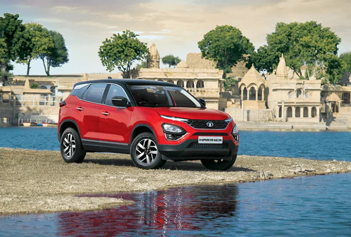 panoramic sunroof के साथ लॉन्च हुए Harrier के 2  नए वैरिएंट XMS  और XMAS, जानिए क्या है कीमत