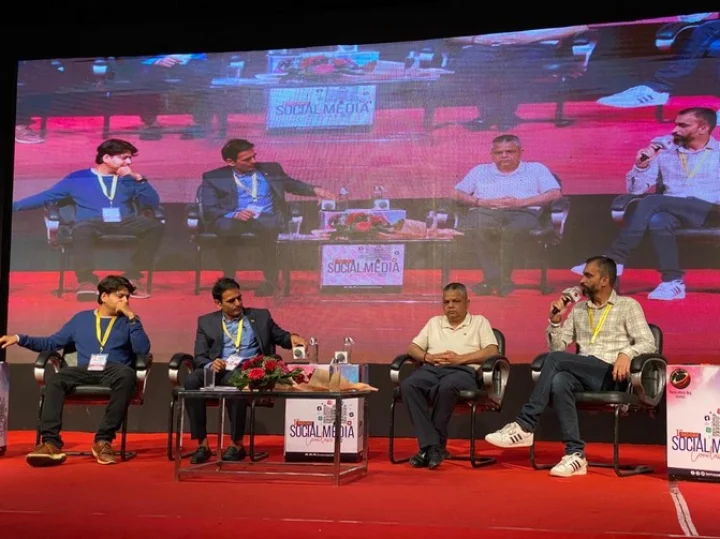 Social Media Conclave