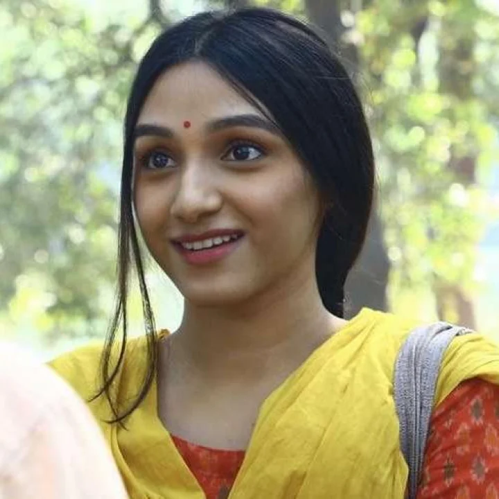 राजकुमार संतोषी की बेटी तनीषा करने जा रहीं बॉलीवुड डेब्यू, फिल्म 'गांधी गोडसे एक युद्ध' से फर्स्ट लुक रिलीज