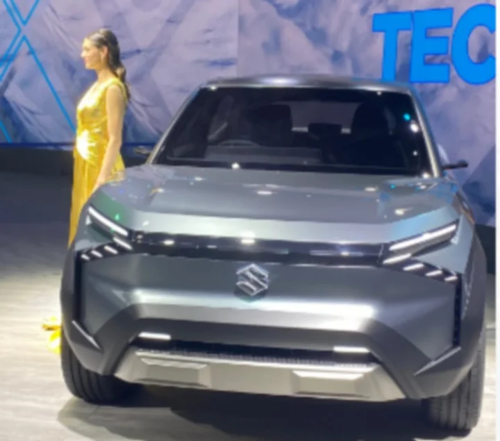 Auto Expo 2023 Maruti Suzuki ने पेश की अपनी इलेक्ट्रिक eVX SUV  खूबसूरत डिजाइन के साथ मिलेगी 550 KM की जबर्दस्त रेंज
