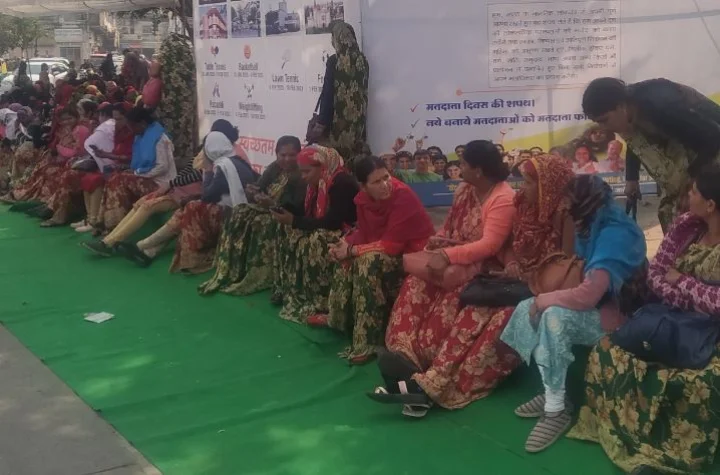 Anganwadi Bharti: आंगनवाड़ी कार्यकर्ता-सहायिका के 4767 पदों पर भर्ती, क्या है योग्यता, कैसे करें आवेदन