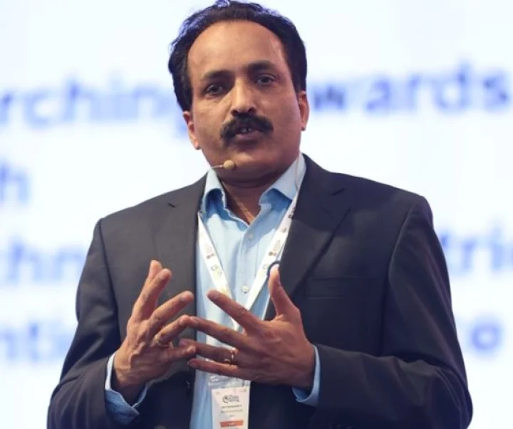dr s somnath