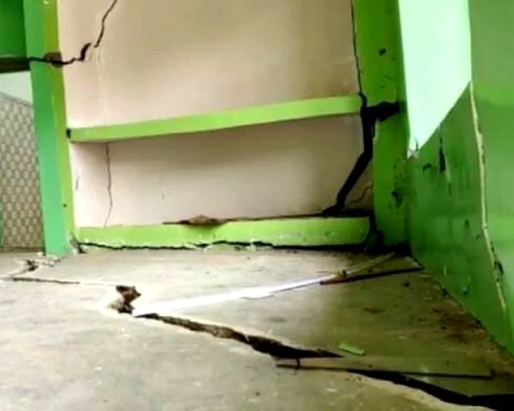 Cracks in houses in Doda