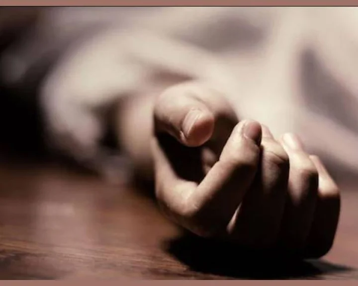 Dead body