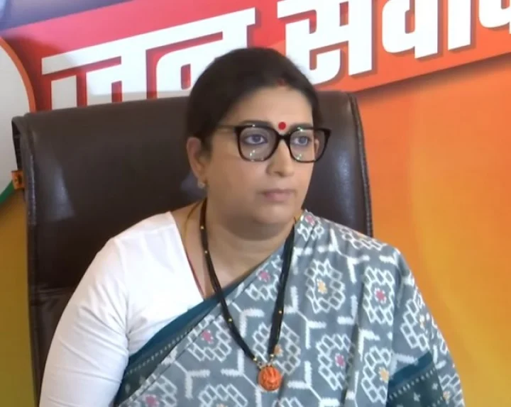smriti irani