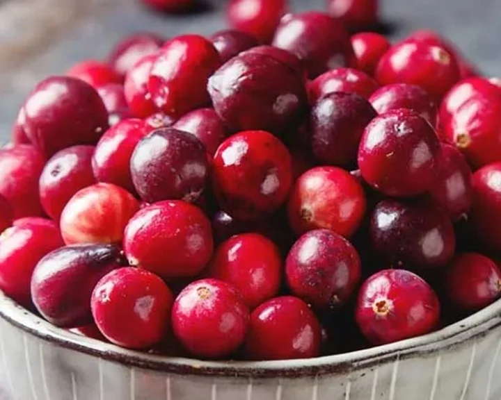 cranberry benefits for women