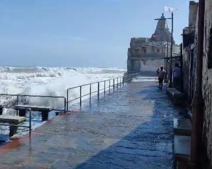 cyclone biporjoy effect on dwarka temple