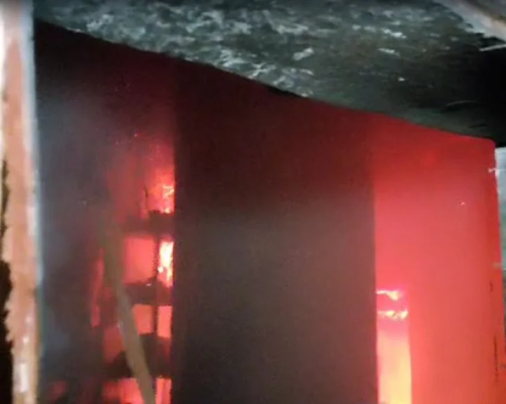 fire at central mall in indore