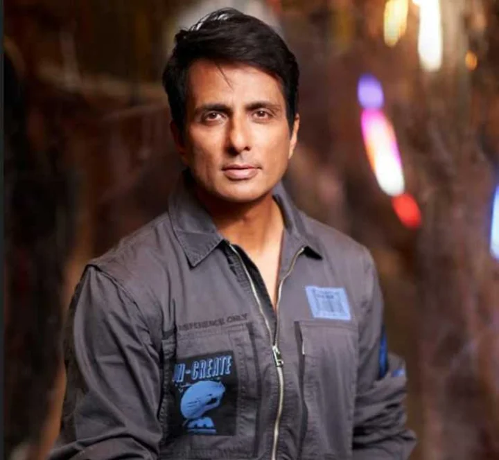 Sonu Sood's noble work