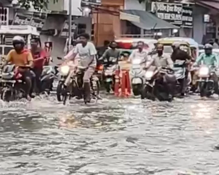 heavy rain in mathura