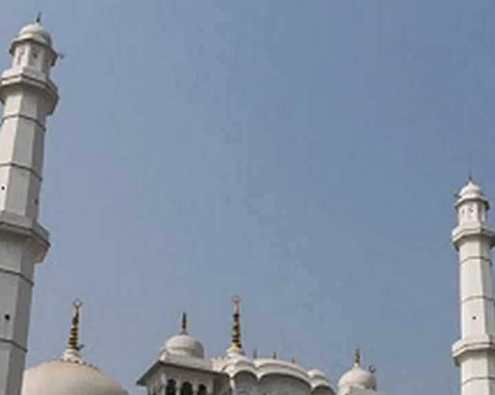 Stones pelted at mosque in Rohtak Haryana