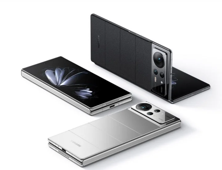 Samsung Galaxy Z Fold  को टक्कर देने आया Xiaomi Mix Fold 3