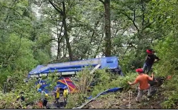 Bus accident in Uttarakhand