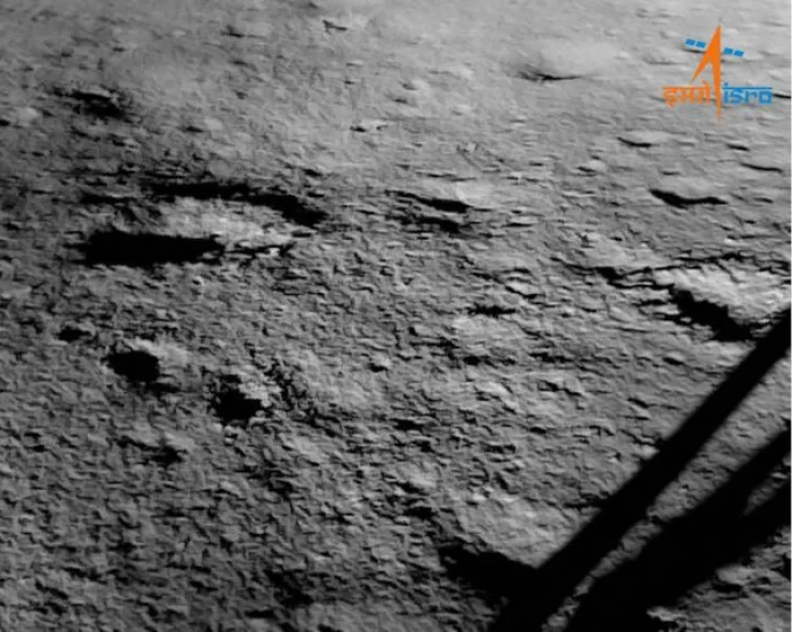 lander on moon
