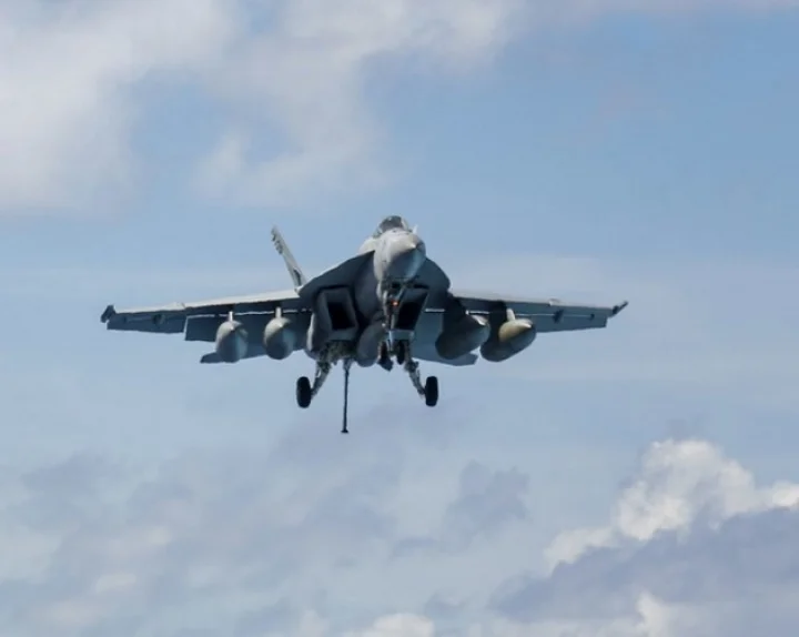 F-16 fighter plane