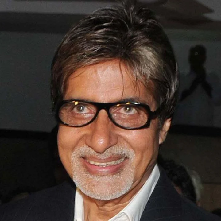 Amitabh Bachchan: बिग बी अयोध्येत घर बांधणार?प्लॉट खरेदी केला!