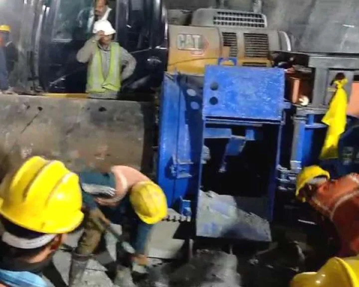 40 workers trapped in Silkyara tunnel