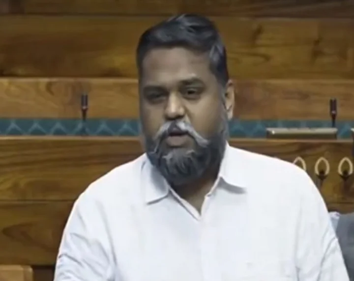 DMK MP Senthil Kumar apologize