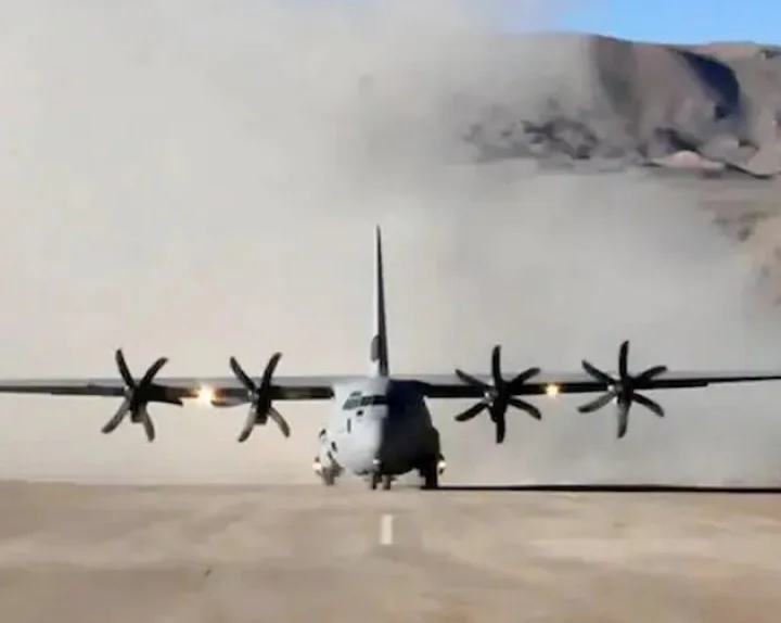 Landing of Indian Air Force aircraft at night on Kargil airstrip