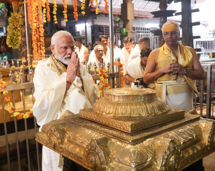 narendra modi in temples 