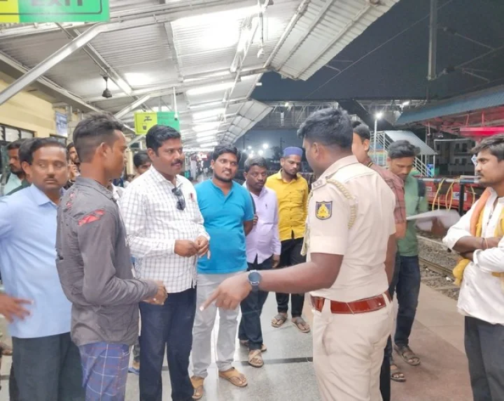 14 workers of Panna freed from Telangana