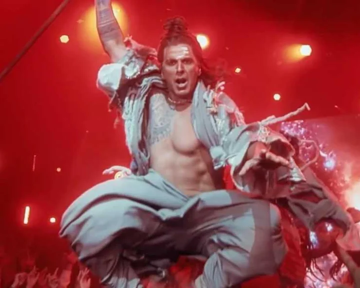 Akshay Kumar Singing Debut