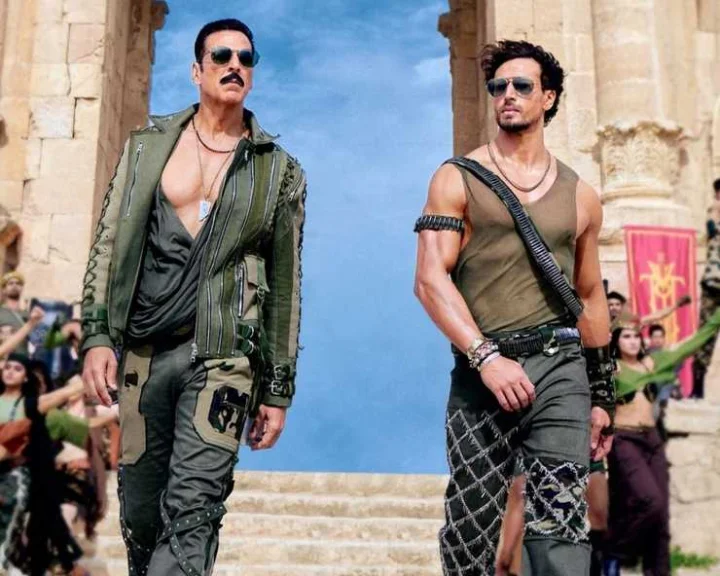 Film Bade Miyan Chote Miyan