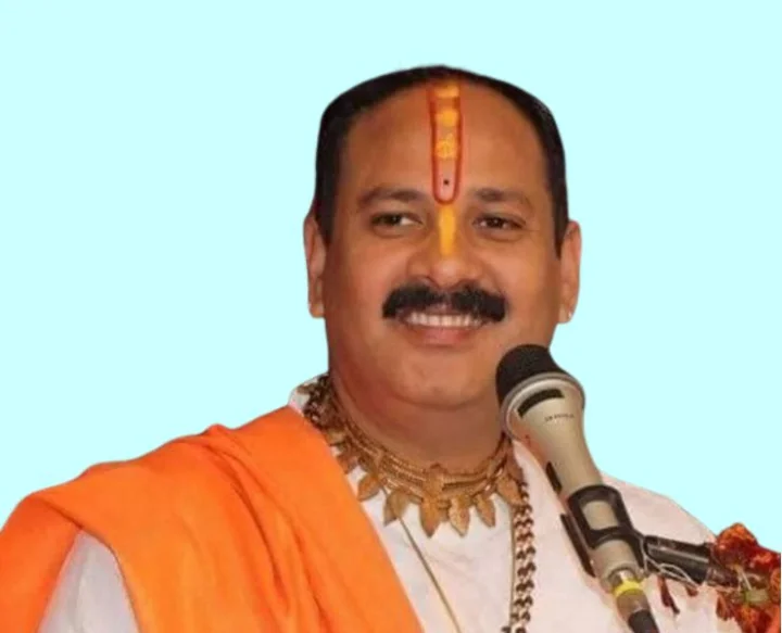 pandit pradeep mishra