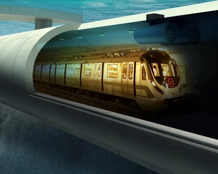More than 70 thousand people traveled in the underwater metro on the very first day