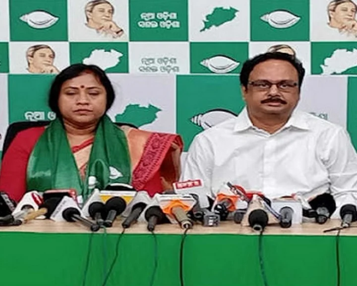 Odisha BJP Vice President Lekhashree Samantasinghar joins BJD