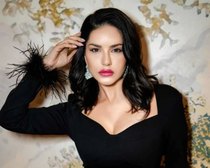 Sunny Leone Birthday