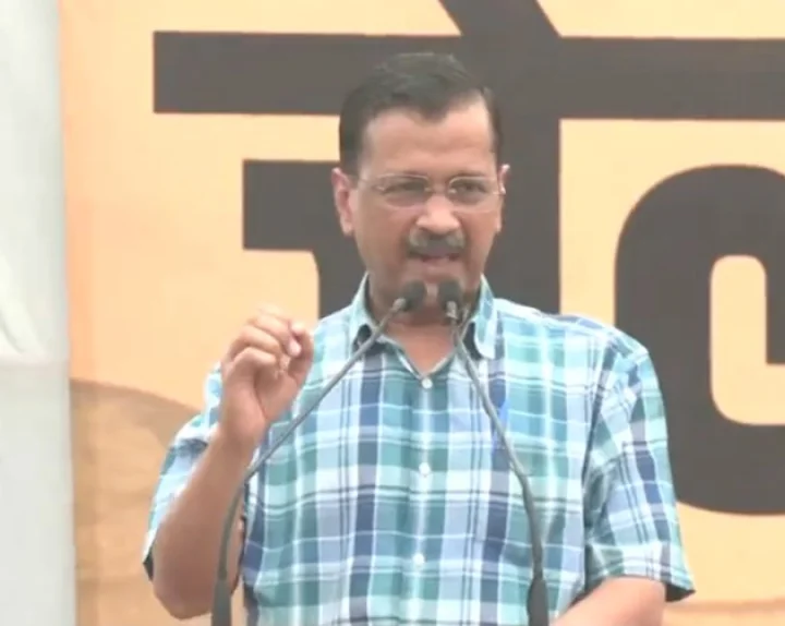 kejriwal on operation jhaadu