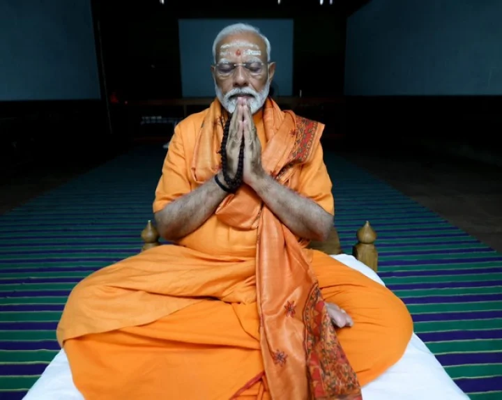 PM modi dhyan sadhna