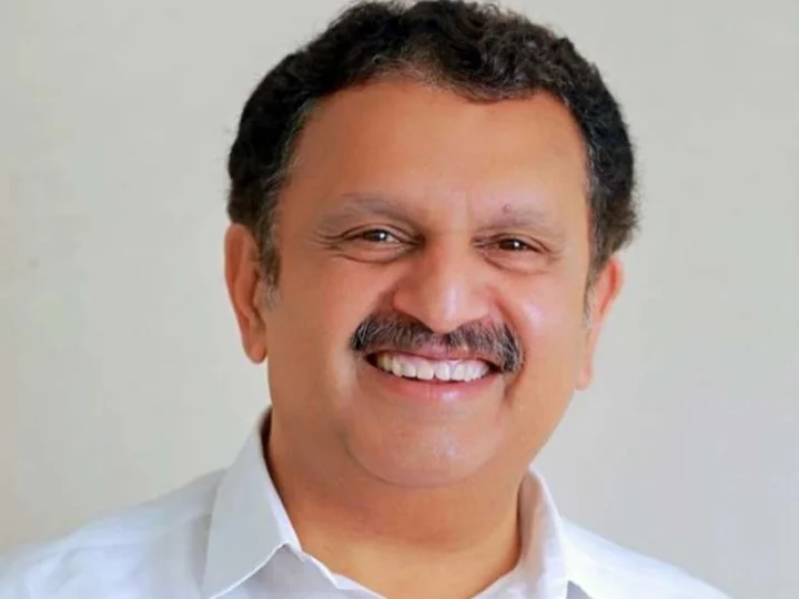 Violence at Thrissur Congress office over Muralidharan's defeat