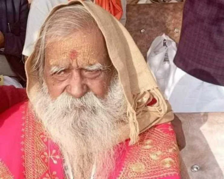 Acharya Laxmikant Dixit passed away