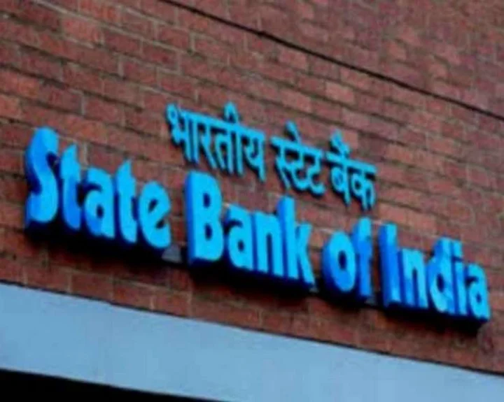 SBI's profit fell 10 percent to Rs 18