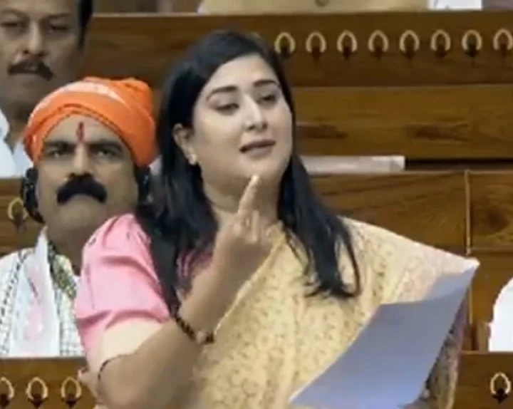 Bansuri Swaraj gave notice to Rahul Gandhi for wrong facts in his speech